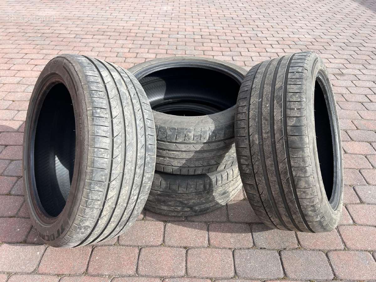 Vasarines padangos Tracmax X Privilo Tx3 235/45r18
