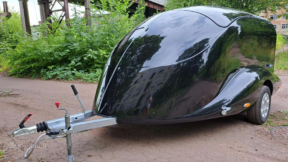 Priekaba keturračiams ir motociklams, aerodinaminė