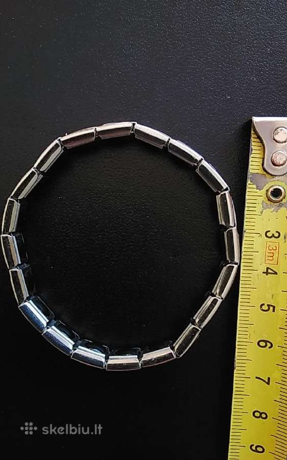 Metalinė tampoma apyrankė