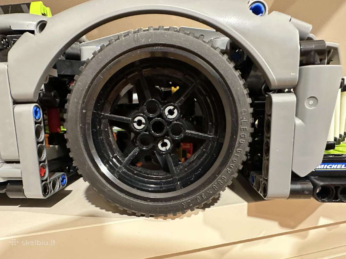 Lego technic 42156 - nuotraukos Nr. 3