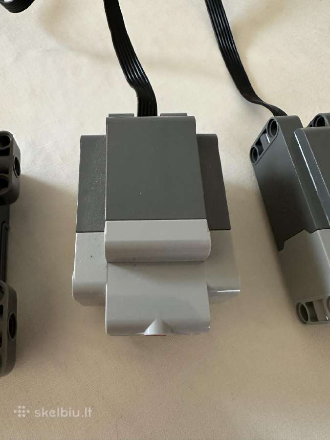 Lego Technic motor - nuotraukos Nr. 3