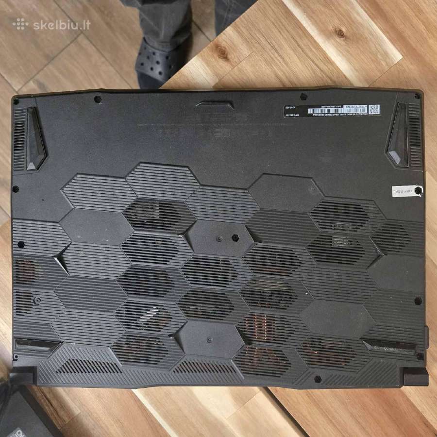 Msi bravo 15 žaidimu kompiuteris - nuotraukos Nr. 4