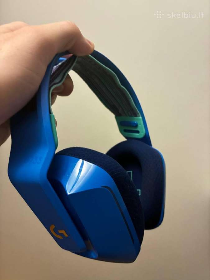 Logitech G733