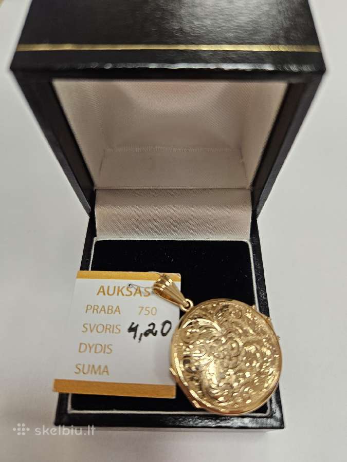 Auksiniai pakabukai - nuo 35 Eur.