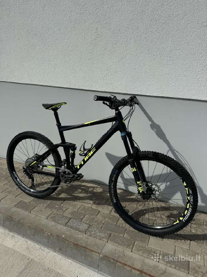 Cube stereo 140 Hpa Race 27.5 22