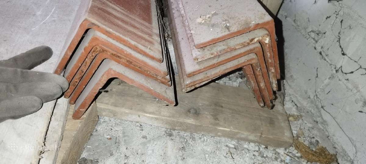 Metalas/kampuočiai 100x100x8 (8 vnt. po 4 m) - nuotraukos Nr. 4