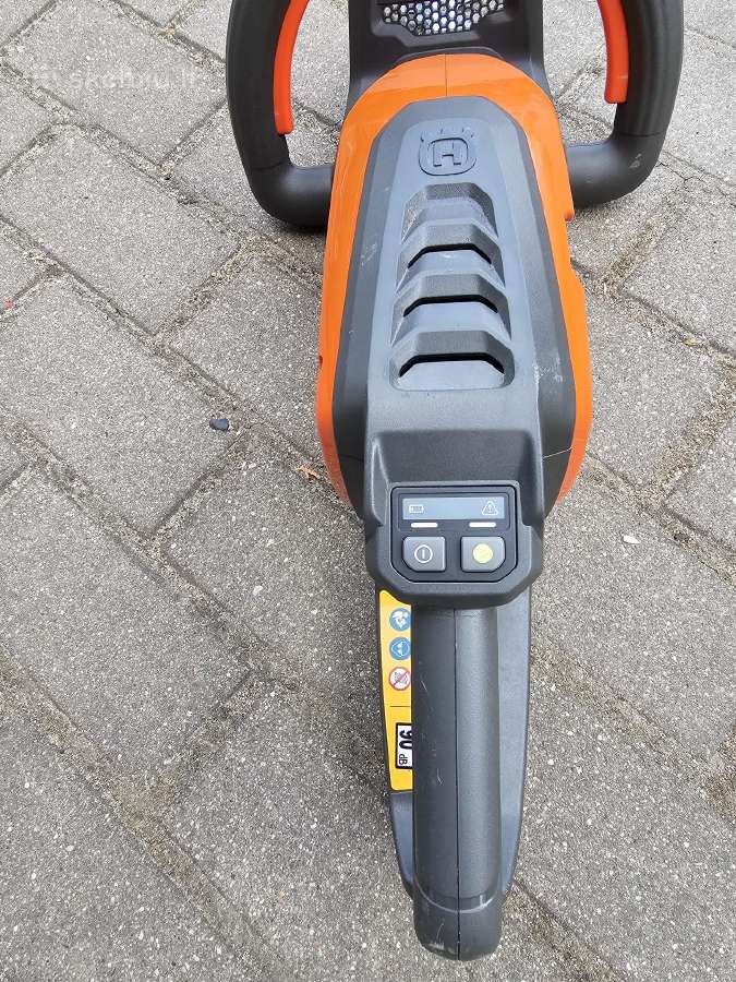 Husvarna akumaliatorinė žolepjovė ir krūmapjovės - nuotraukos Nr. 20