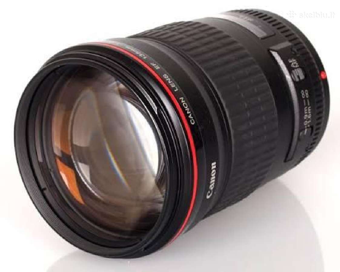 Canon 135mm F2