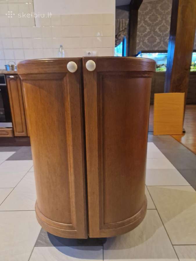 Virtuvės spintelė, fasadai