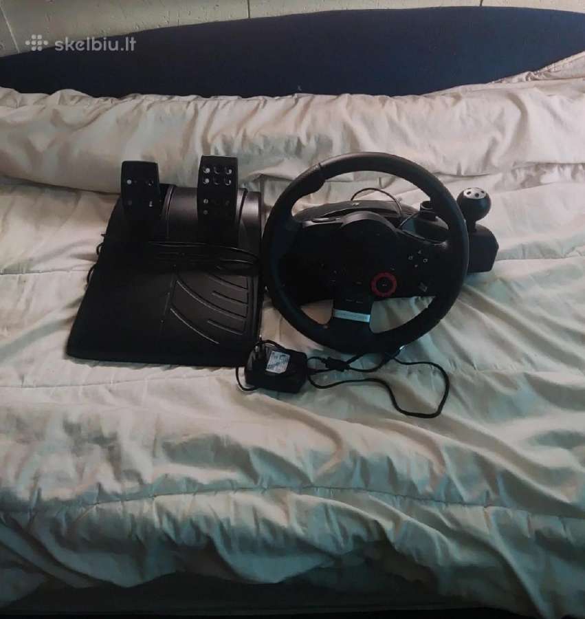 Logitech driving force gt 