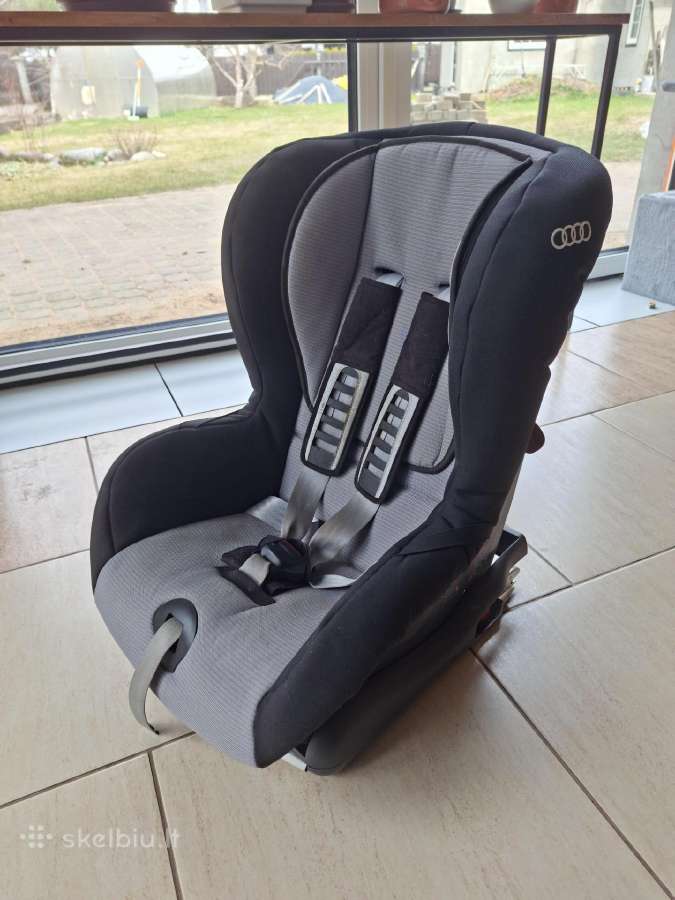 Kokybiška autokėdutė Audi