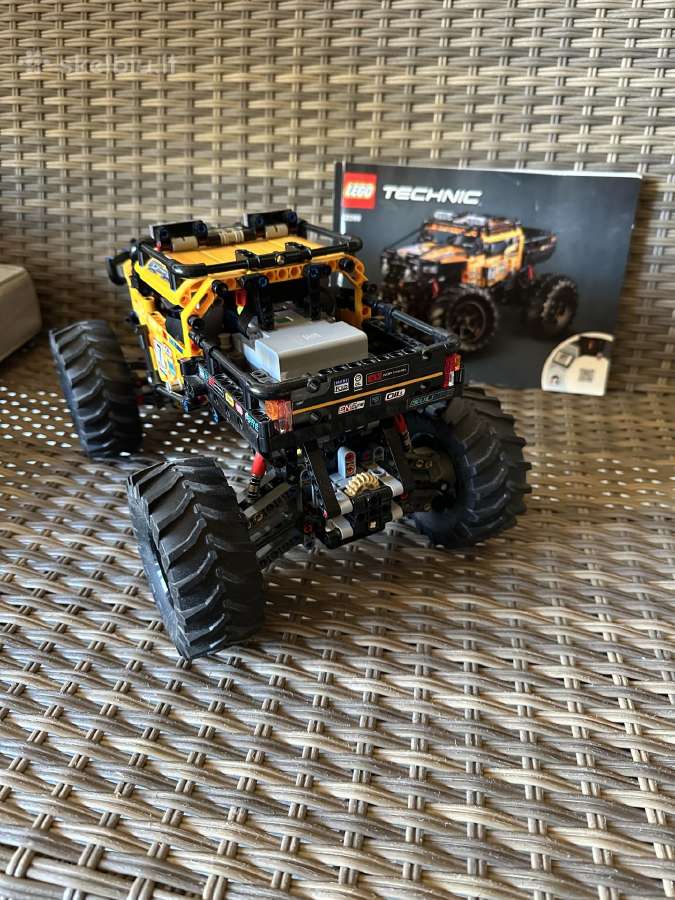 Lego Technic 42099 - nuotraukos Nr. 2