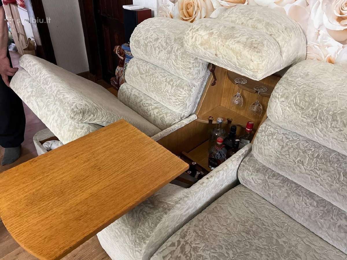 Svetainės sofa su baru - nuotraukos Nr. 3