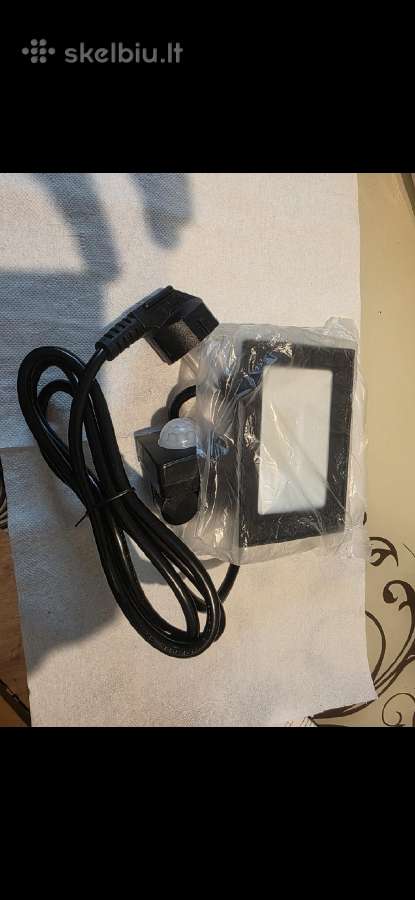 LED lauko lempa su judesio jutikliu