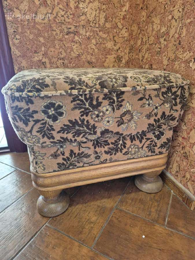 Antikvarinis pufas 40€
