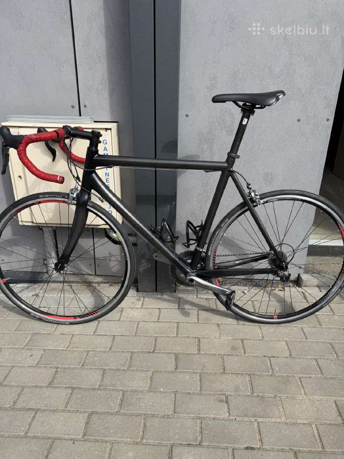 Plentinis dviratis, Bmw M bike racer 2011