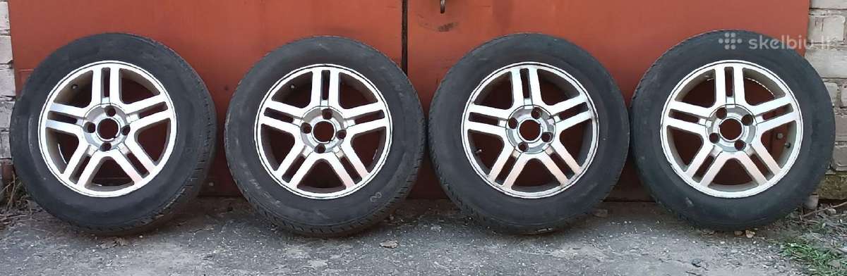 Ratlankiai R15 Ford su vasarinėmis padangomis - nuotraukos Nr. 2
