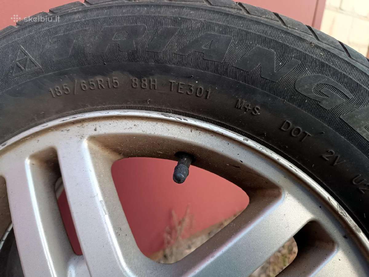 Ratlankiai R15 Ford su vasarinėmis padangomis - nuotraukos Nr. 7