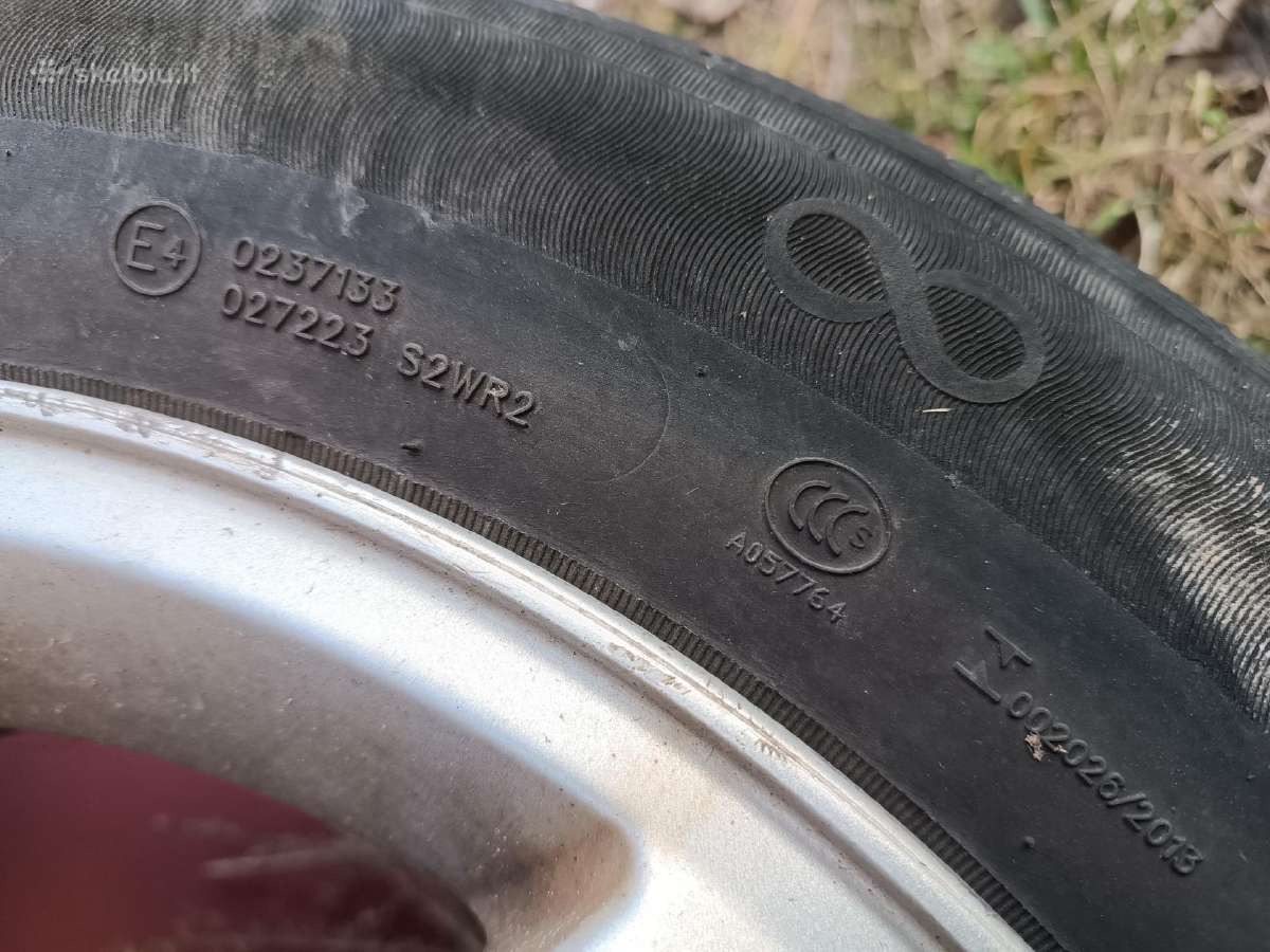 Ratlankiai R15 Ford su vasarinėmis padangomis - nuotraukos Nr. 8