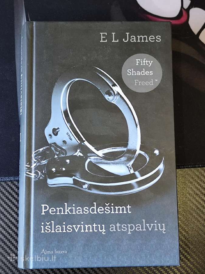 Parduodamos knygos