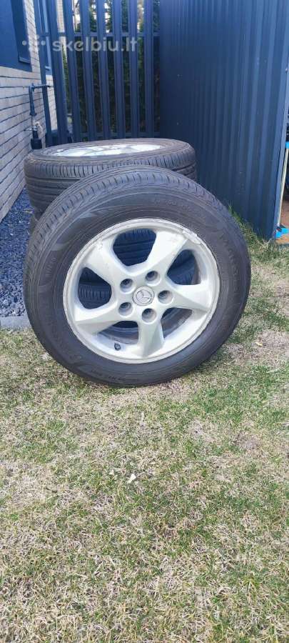 Pigiai parduodame 4 Mazda ratlankiai su padangomis