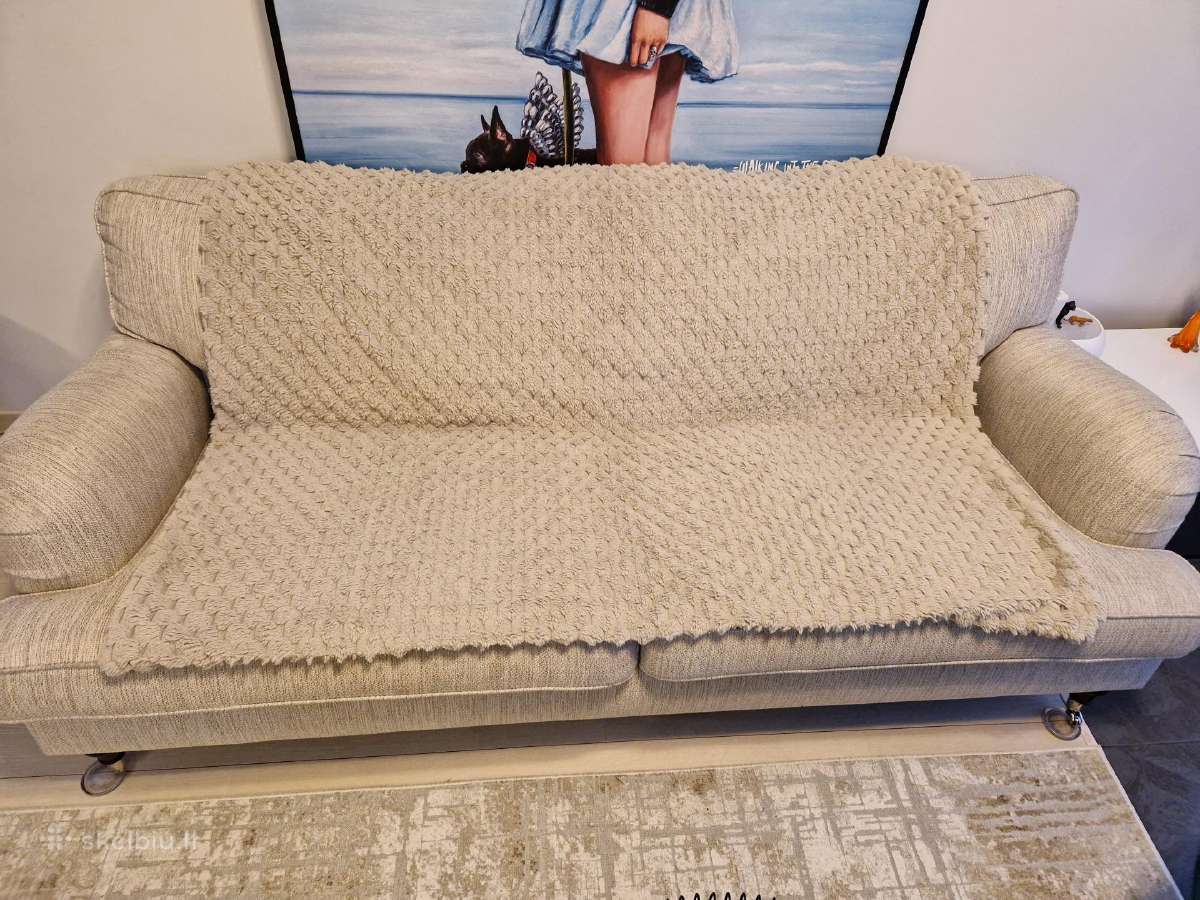 Naudota, kokybiška, šviesi sofa