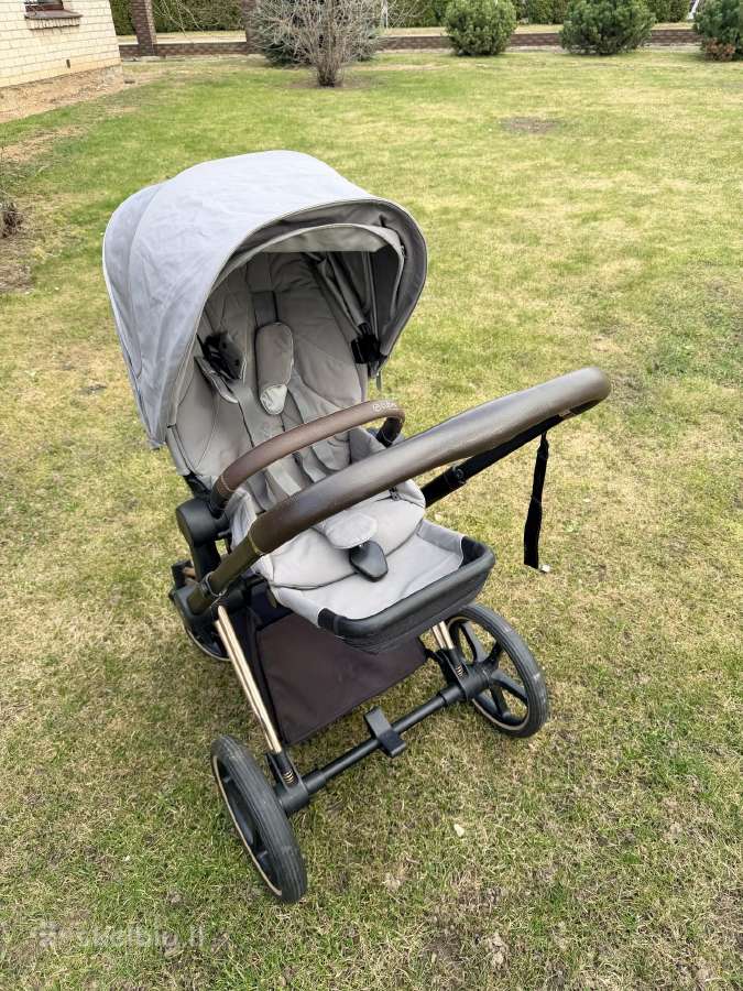 Cybex Priam V4 vežimėlio komplektacija Rose Gold