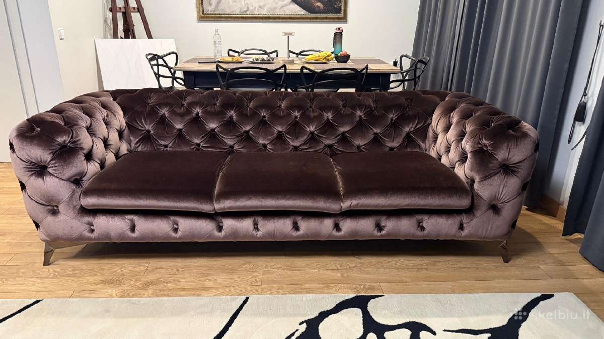 Chesterfield stiliaus sofa