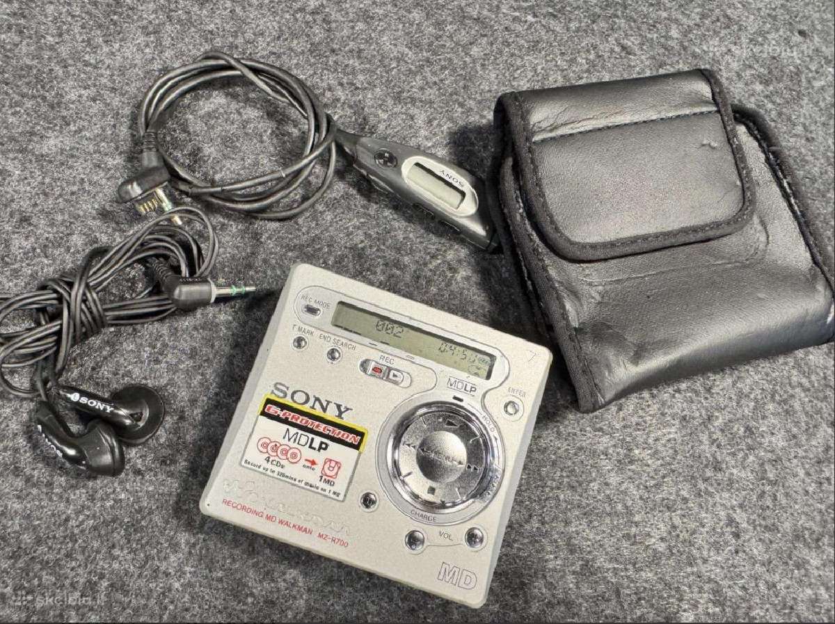 Sony Mz-r700