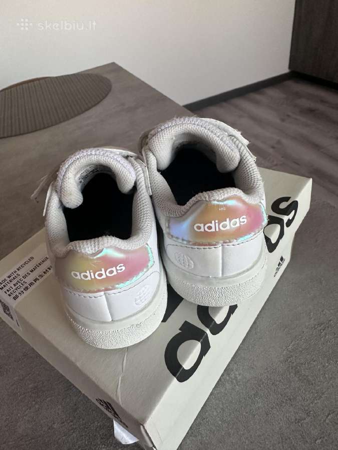 Vaikiški Adidas kedukai - nuotraukos Nr. 3