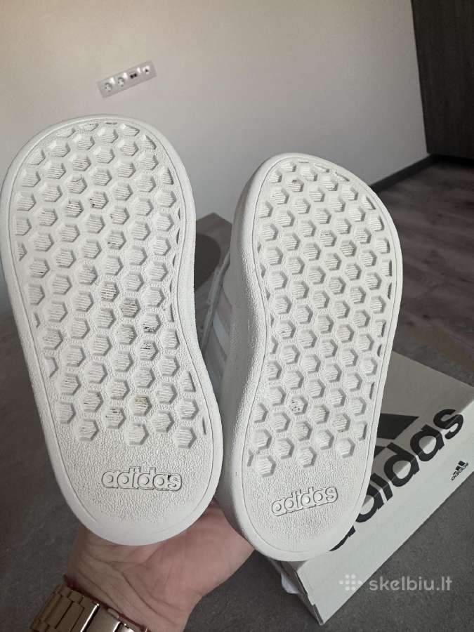 Vaikiški Adidas kedukai - nuotraukos Nr. 4