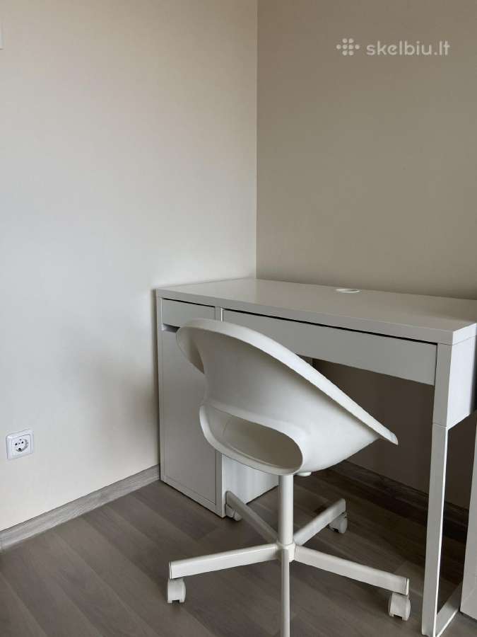 Ikea Micke rašomasis stalas ir kėdė