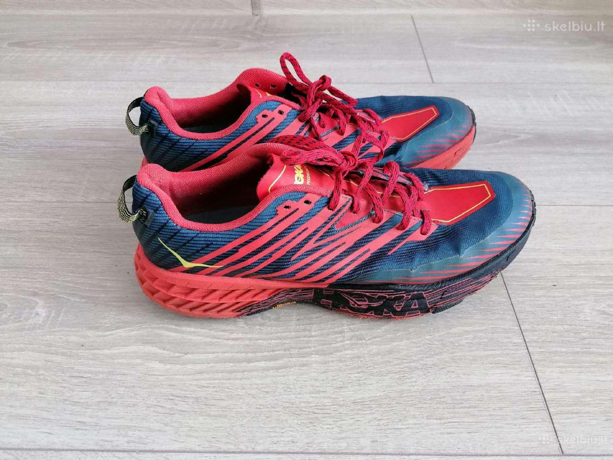 Hoka One one kedai
