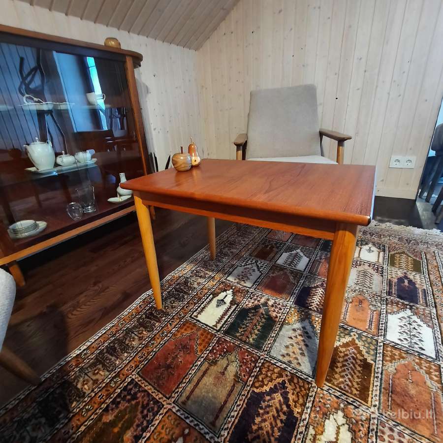 Mid century tikmedžio staliukas - nuotraukos Nr. 3