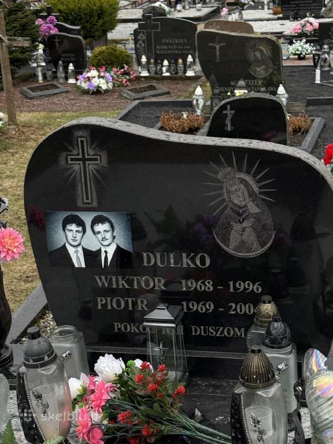 Nuotrauka ant paminklo Kapų lentelė - nuotraukos Nr. 3