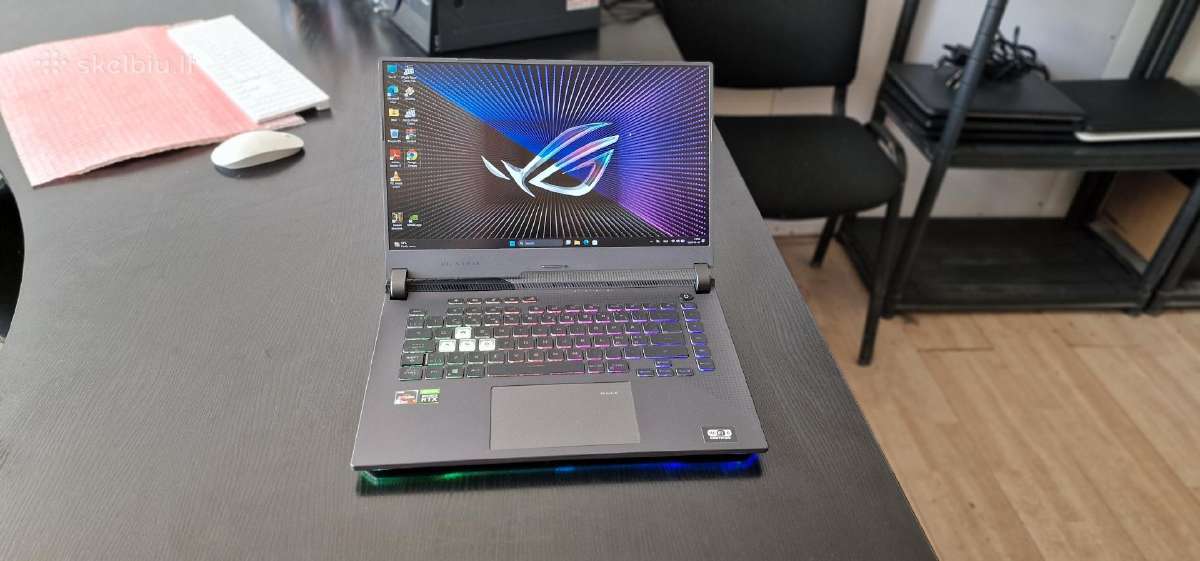 Asus Strix G15, Ryzen 7, Rtx 3060 6g. Rgb