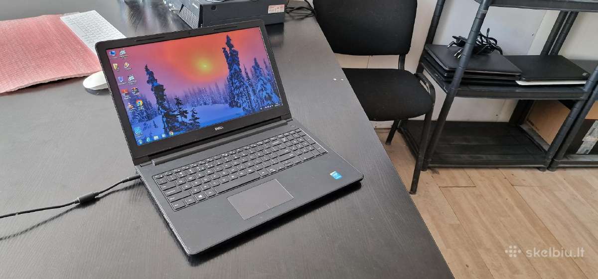 Dell Inspirion 15 3878 15.6 LED, Quad Core 4x