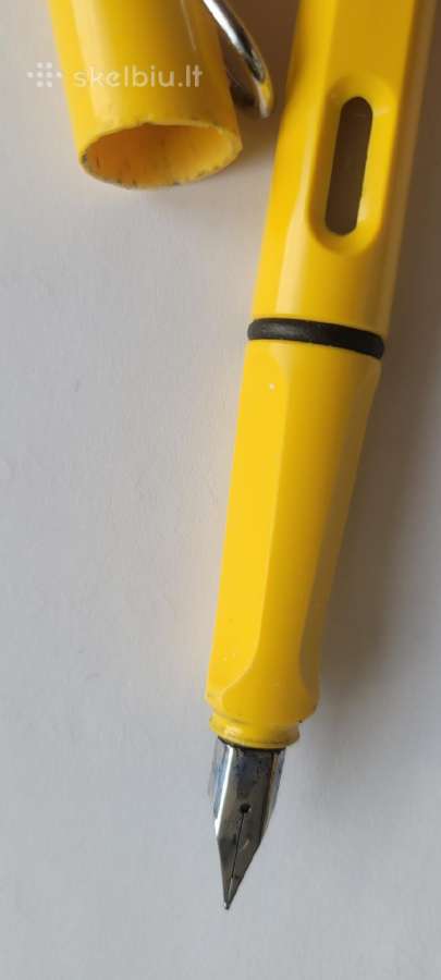 Lamy Safari gerai rašantis.