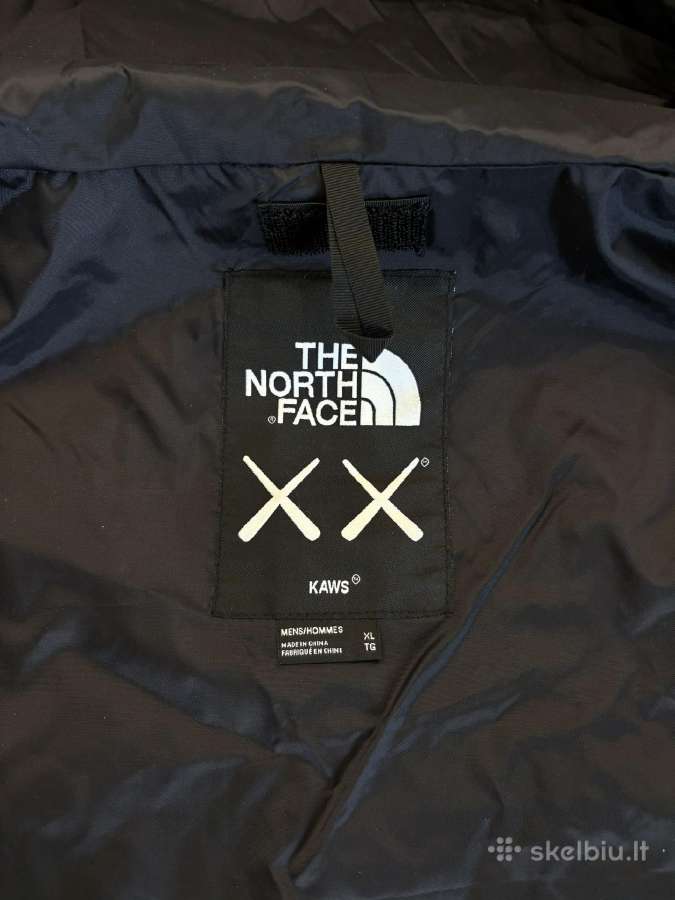 Kaws x The North Face Retro 1986 striukė - nuotraukos Nr. 5
