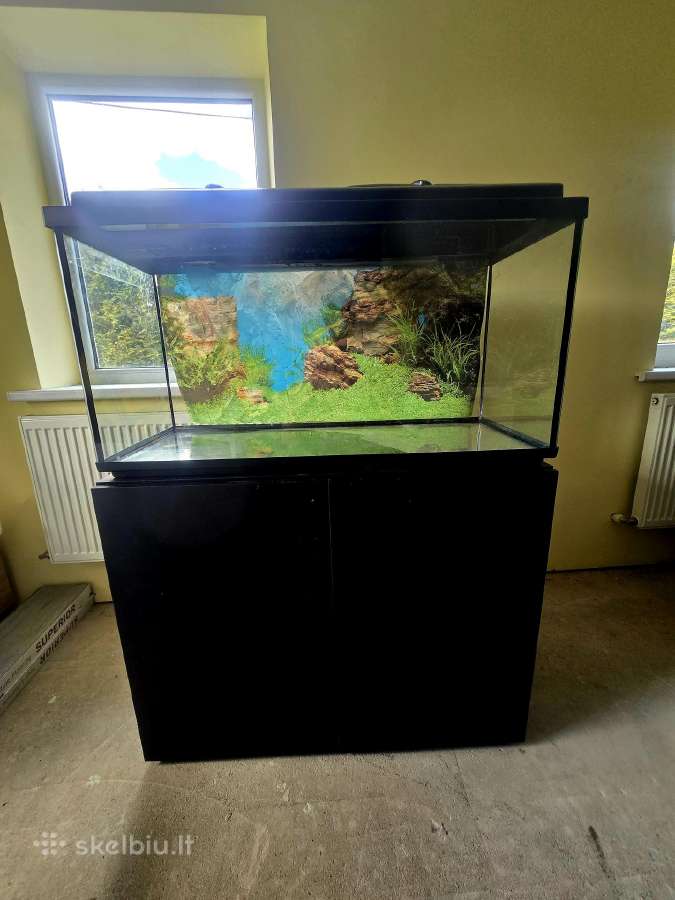 Mažai naudotas 200 ltr akvariumas