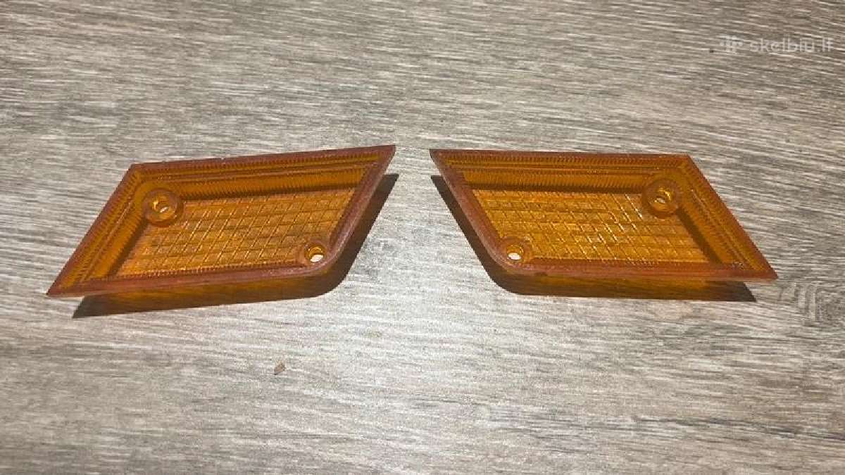 Automobilių žibintai ir dangteliai - nuotraukos Nr. 24