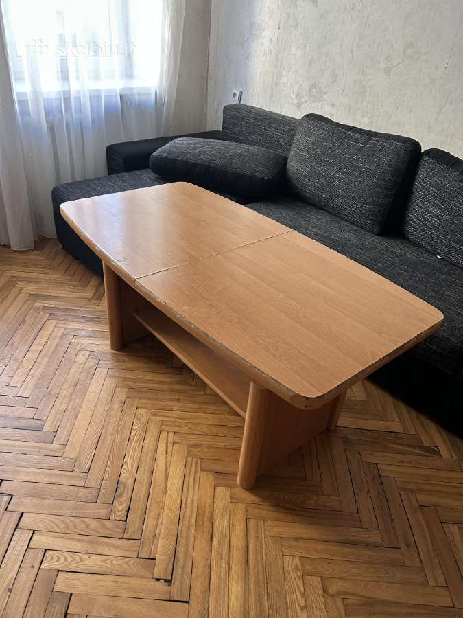 Dovanoju staliuką