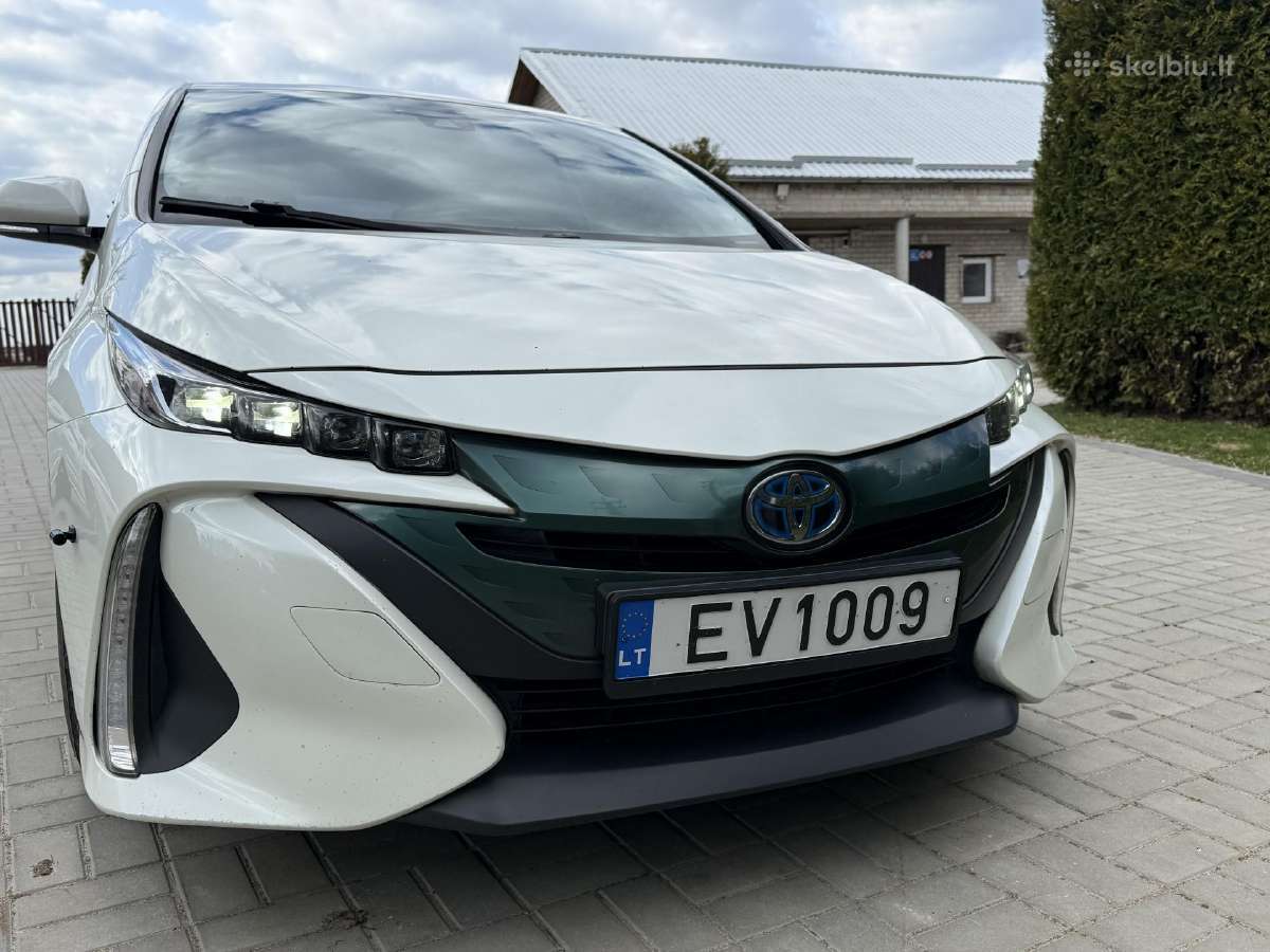 Parduodamas Toyota Prius Prime 2017 m. - nuotraukos Nr. 3