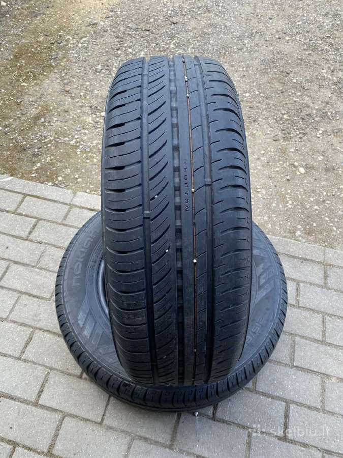 Nokian Cline 215/65 r16 C