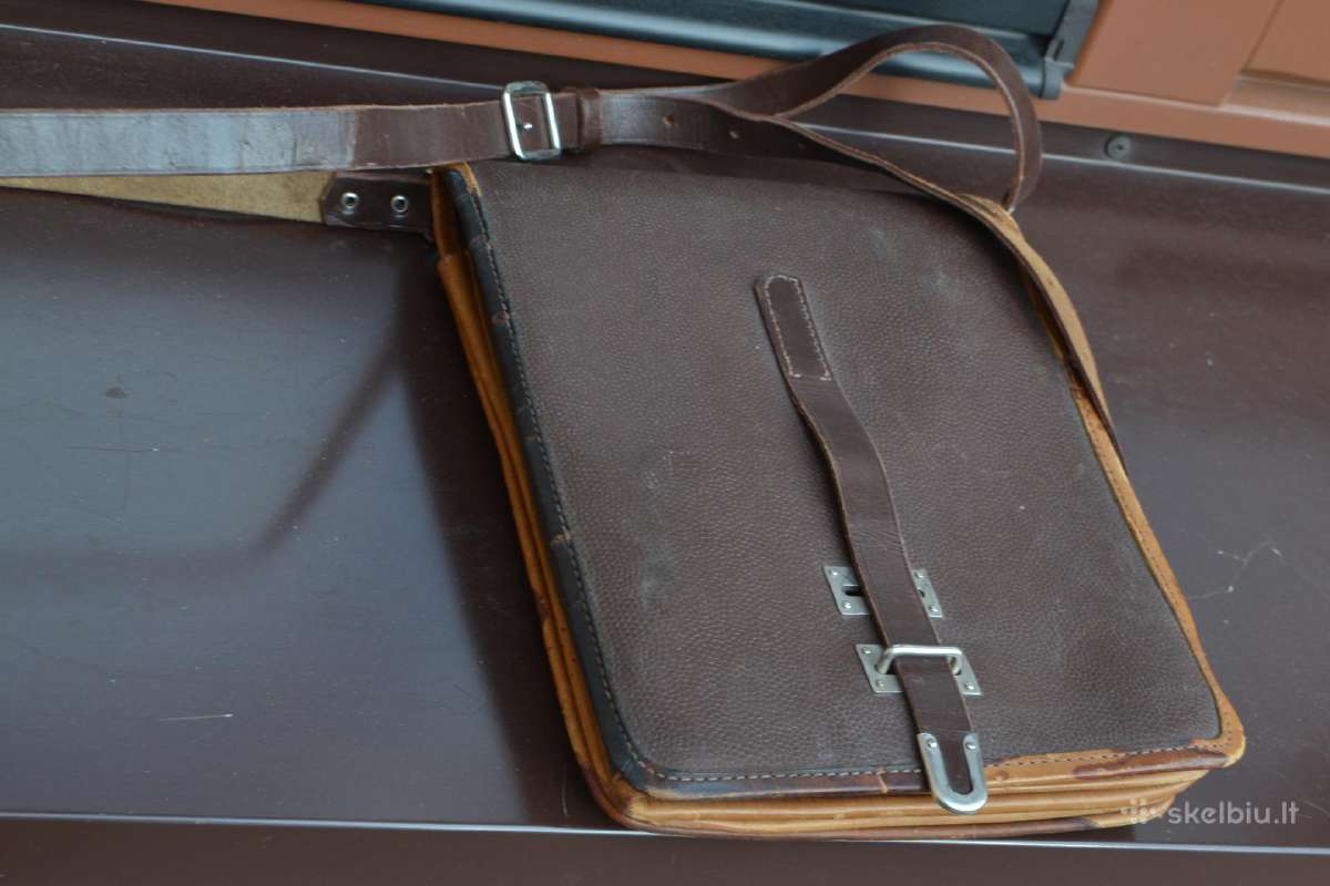 1953 m.nenaudota karininko plancete