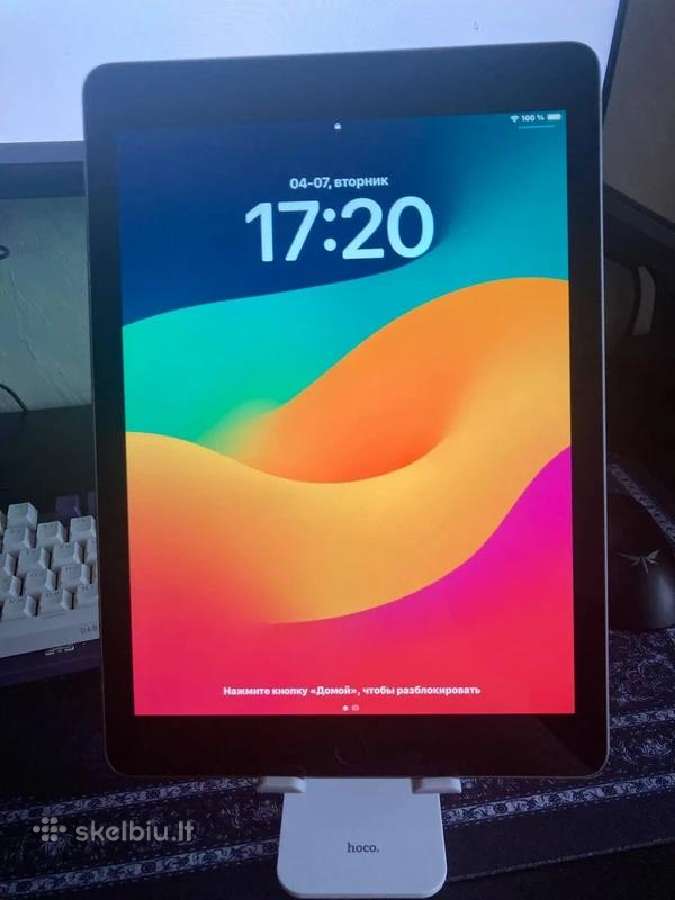 iPad 6th gen WiFi 128gb