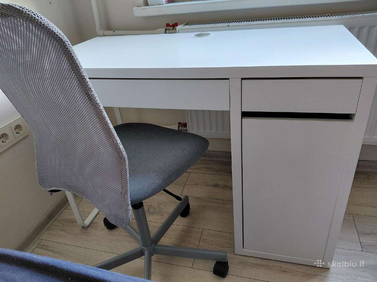 Stalas Micke ir darbo kėdė Toberget