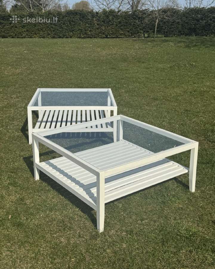 Lauko staliukus 2 vnt
