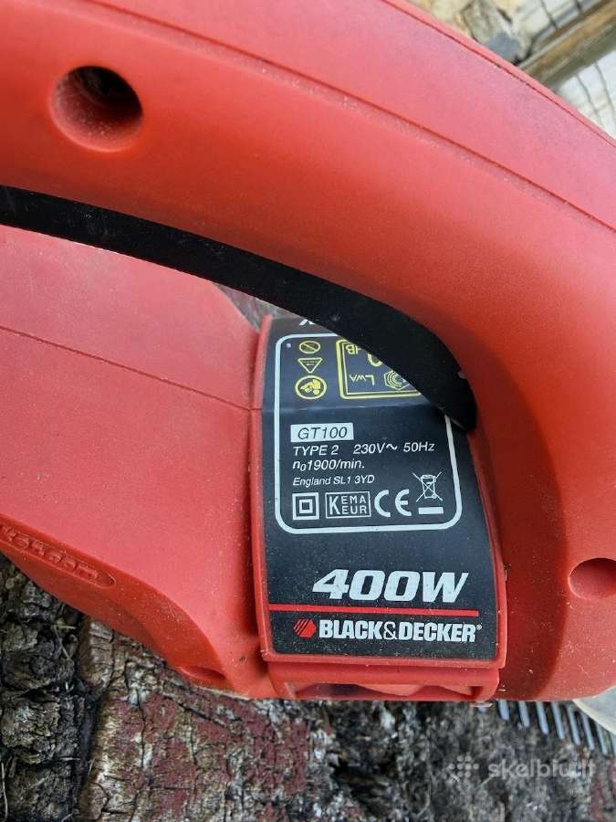 Krūmapjovė Black and Decker