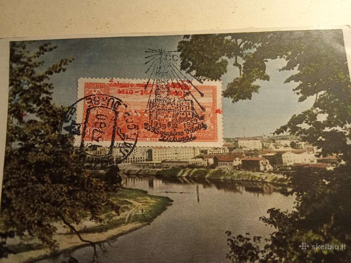 Vokai ir atvirukai su jaunųjų turistų saskrydziais